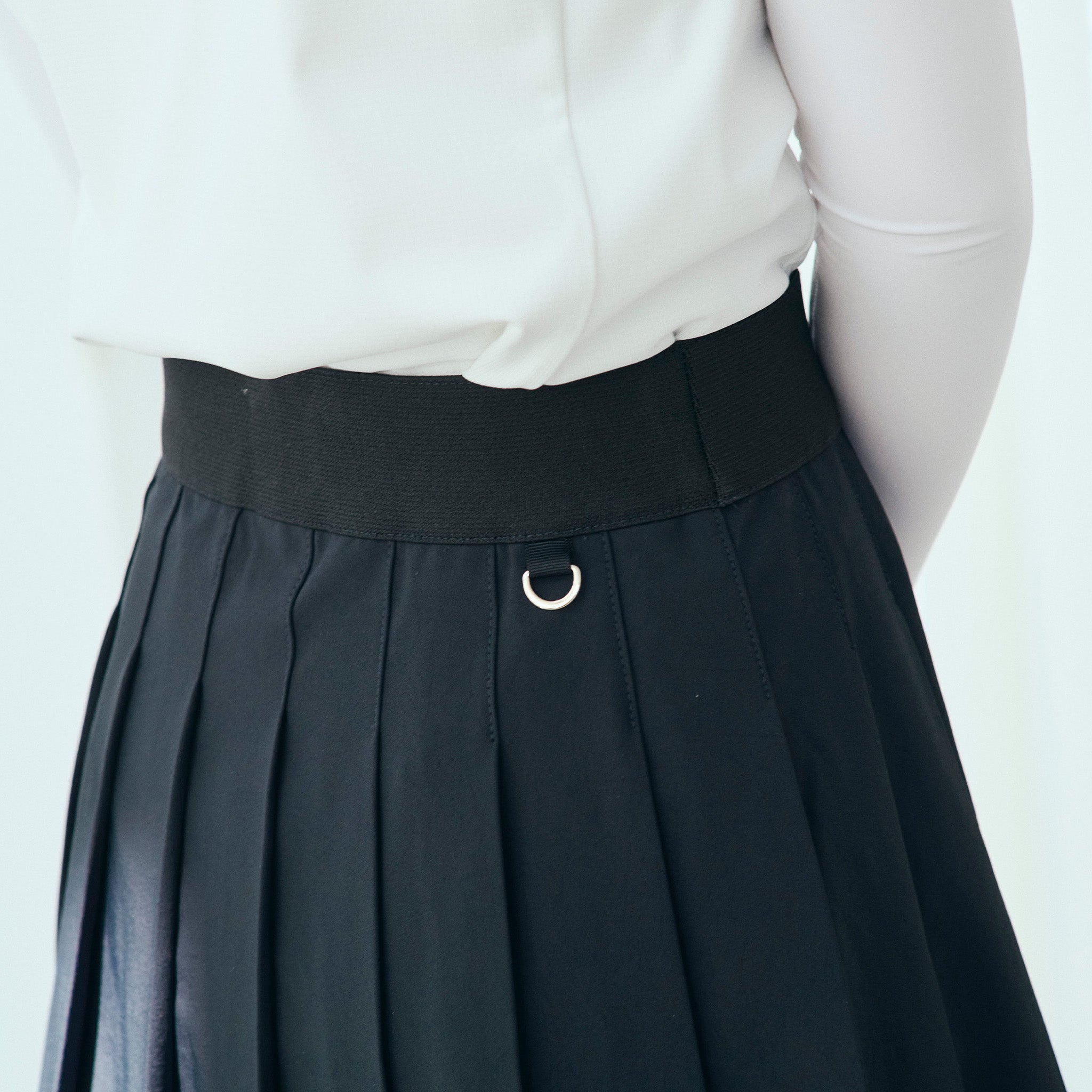 【再入荷】PLEATED SKIRT UPF50⁺
